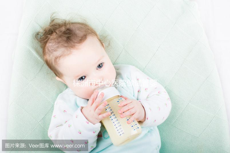 株洲市中心醫(yī)院做試管嬰兒費(fèi)用、成功率多少？